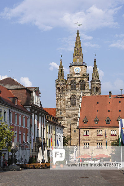 Martin-Luther-Platz  Stadthaus  Kirche St. Gumbertus  Ansbach  Mittelfranken  Franken  Bayern  Deutschland  Europa