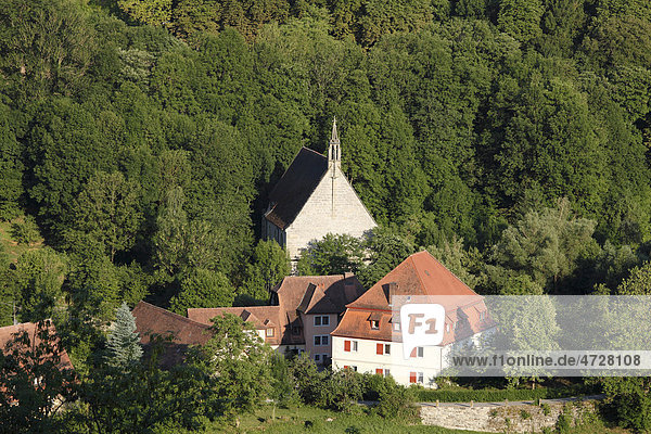 Kobolzeller Kirche und Herrenmühle  Rothenburg ob der Tauber  Romantische Straße  Mittelfranken  Franken  Bayern  Deutschland  Europa