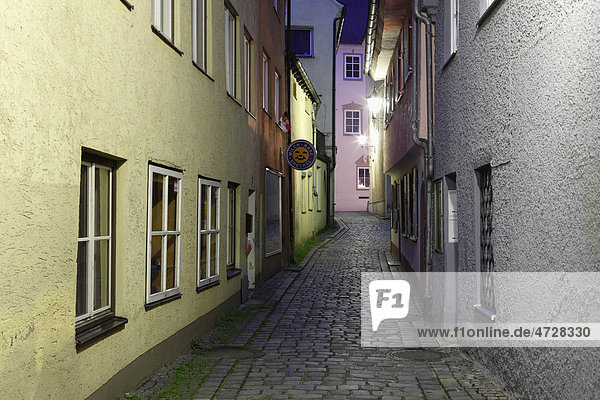 Buchdruckergasse alley  old town Memmingen  Unterallgaeu  Allgaeu region  Schwaben  Bavaria  Germany  Europe