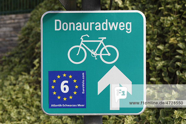 Fahrradweg-Schild Donauradweg  Wachau  Waldviertel  Niederösterreich  Österreich  Europa
