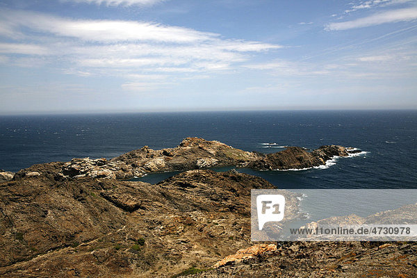 Felsküste am Cap de Creus  Ausläufer der Pyrenäen  Katalonien  Spanien  Europa