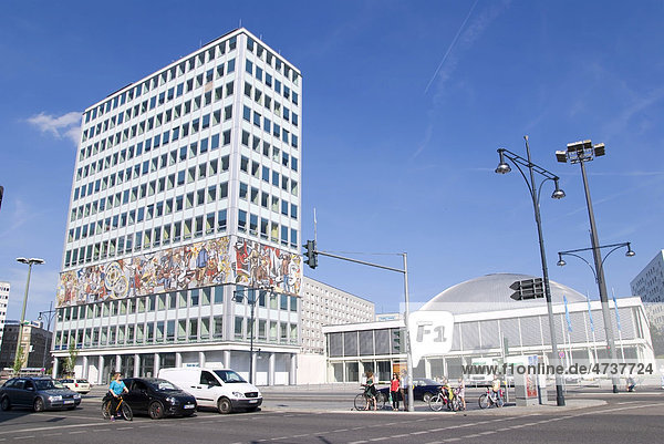 Haus des Lehrers und Kongresshalle  Alexanderplatz  Berlin  Deutschland  Europa