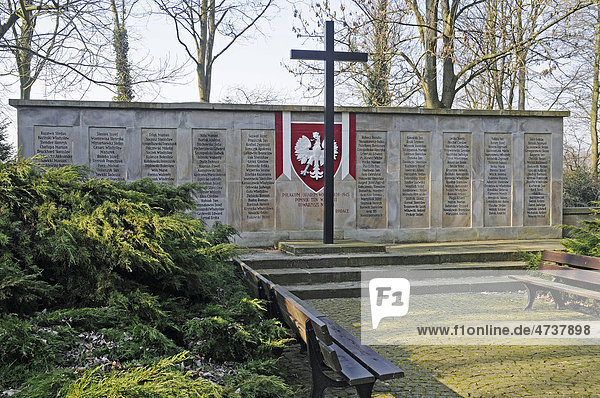 Kriegerdenkmal  Ehrenmal  Kreuz  jüdischer Friedhof  Ausländerfriedhof  Hauptfriedhof  Dortmund  Ruhrgebiet  Nordrhein-Westfalen  Deutschland  Europa
