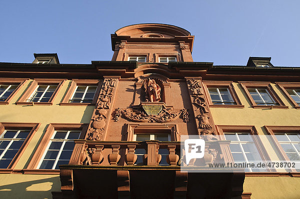 Haus zum Riesen  Barock-Fassade  Altstadt  Heidelberg  Baden-Württemberg  Deutschland  Europa
