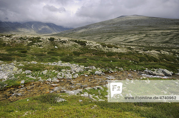 Fjelllandschaft im Rondane Nationalpark  Norwegen  Skandinavien  Europa