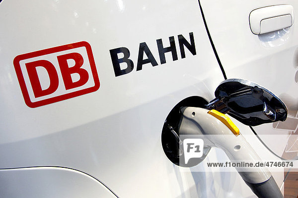 Elektroauto im Angebot beim Carsharing der Deutschen Bahn AG auf der Messe E-World in Essen  Nordrhein-Westfalen  Deutschland  Europa