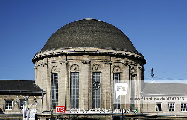 Historischer Kuppelbau  Deutzer Bahnhof  Köln-Deutz  Köln  Nordrhein-Westfalen  Deutschland  Europa