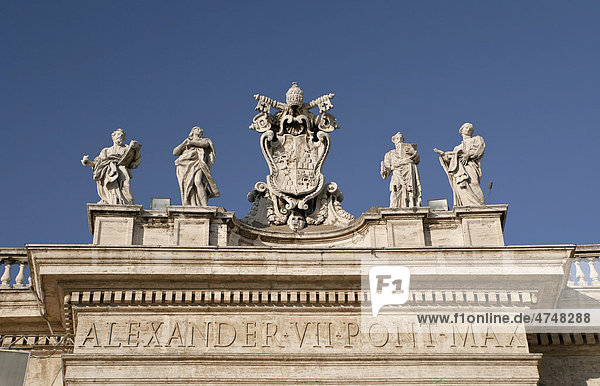 Das Emblem der katholischen Kirche  Vatikan  Rom  Italien  Europa
