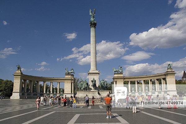 Heldenplatz  Budapest  Ungarn  Europa