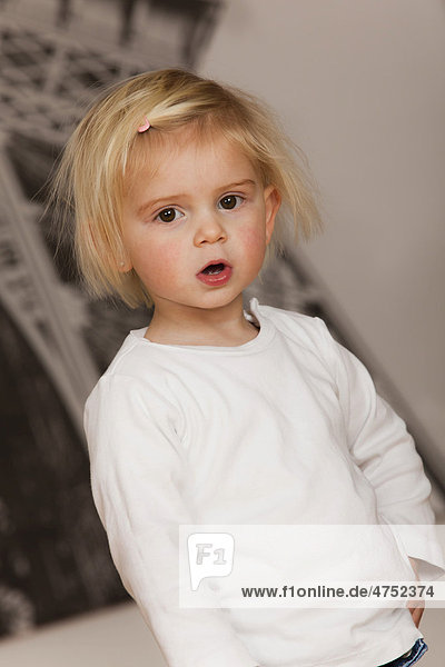 Girl  1.5 years  portrait