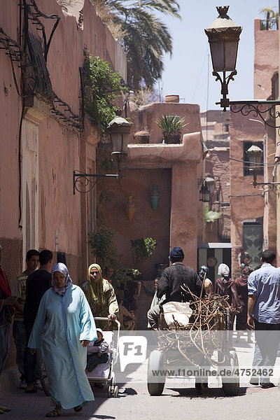 Street scene in the historic district of Marrakech  Morocco  Africa