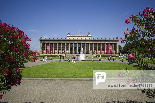 Altes Museum  Berliner Museumsinsel  Antikensammlungen der Staatlichen Museen zu Berlin  Berlin  Deutschland  Europa
