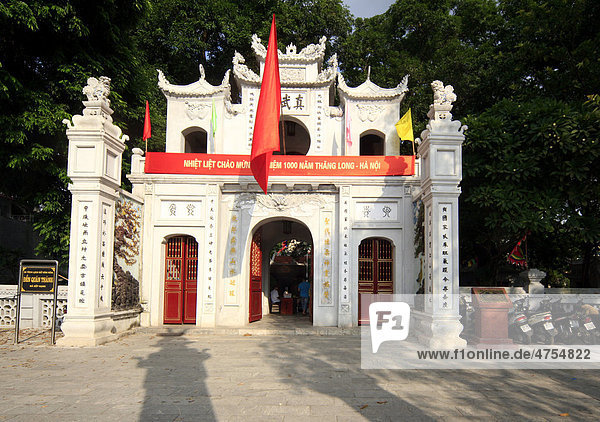 Den Quan Than Tempel  Hanoi  Vietnam  Asien