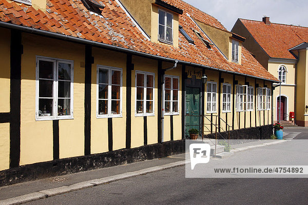 Häuserreihe  Bornholm  Dänemark  Europa