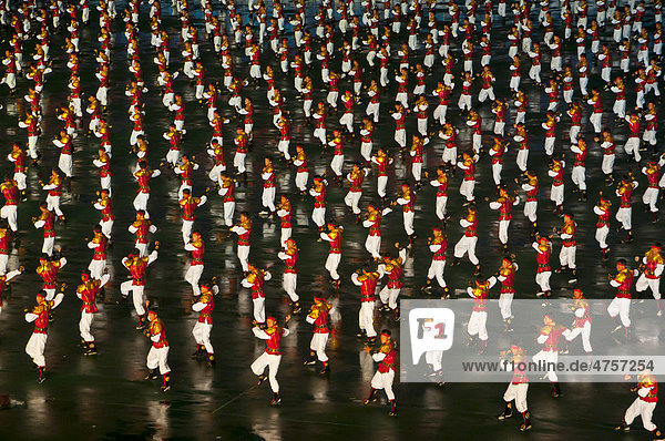 Dancers and acrobats at the Arirang Festival  the North Korean Grand Mass Gymnastics and Artistic Performance  Pyongyang  North Korea  Asia
