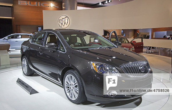 2012 Buick Verano an einem Stand der North American International Auto Show  Detroit Motor Show  Detroit  Michigan  USA