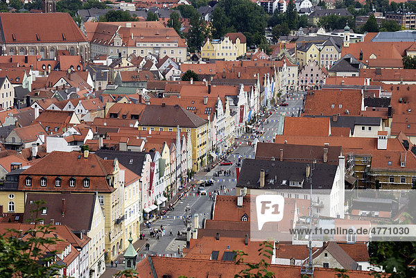 View of Neutstadt district  decorated for the Landshut Wedding 2009  a large medieval pageant  Landshut  Lower Bavaria  Bavaria  Germany  Europe