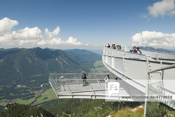 Aussichtsplattform AlpspiX  Osterfelderkopf  Alpspitze  Bayern  Deutschland  Europa