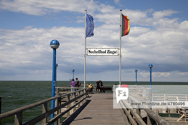 Seebruecke pier  Baltic Sea spa of Zingst  Fischland Darss Zingst peninsula  Mecklenburg-Western Pomerania  Germany  Europe