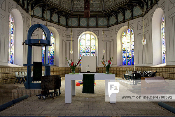Altarraum der Nikolaikirche  Plön  Holsteinische Schweiz  Schleswig-Holstein  Deutschland  Europa