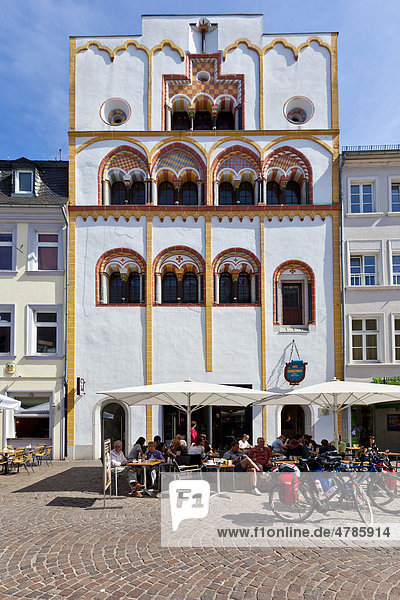 Dreikoenigenhaus building  residential house built in early Gothic style  Hauptmarkt square  Trier  Rhineland-Palatinate  Germany  Europe