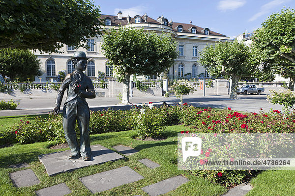 Skulptur von Charly Chaplin vor dem Alimentarium  Vevey  Kanton Waadt  Genfer See  Schweiz  Europa Kanton Waadt