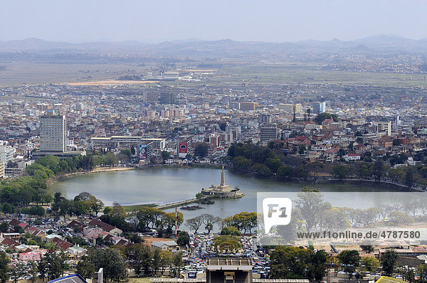 Antananarivo oder Tana  früher auch Tananarive  Hauptstadt von Madagaskar  Afrika