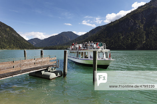 Motor vessel MS Wilhelm  Plansee lake  Ammergau Alps  Tyrol  Austria  Europe