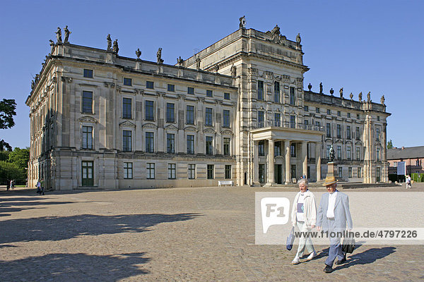 Schloss Ludwigslust  Mecklenburg-Vorpommern  Deutschland  Europa