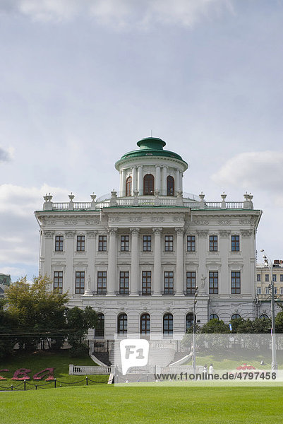 Historisches Paschkow-Gebäude der Russischen Staatsbibliothek  Moskau  Russland  Europa