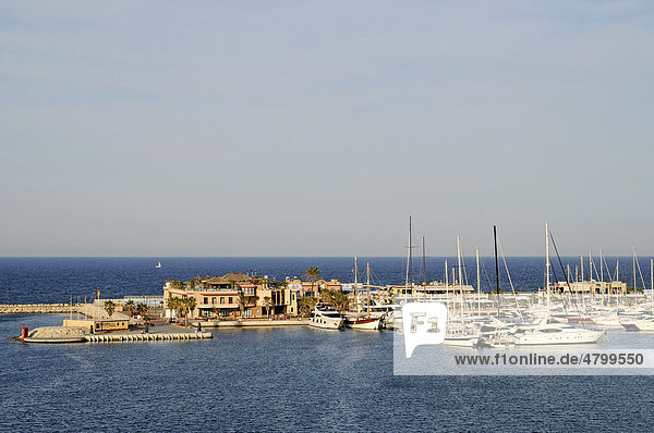 Schiffe  Yachthafen  Hafen  Denia  Costa Blanca  Provinz Alicante  Spanien  Europa
