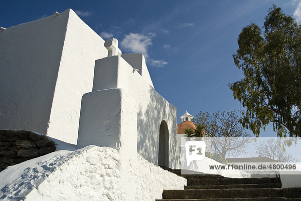 Die Kirche Puig de Missa  Santa Eulalia  Ibiza  Spanien  Europa