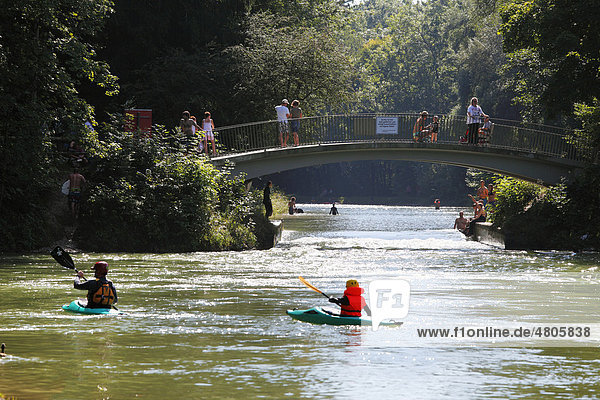 Kayakers on the Isar Flosskanal canal  Thalkirchen  Munich  Upper Bavaria  Bavaria  Germany  Europe