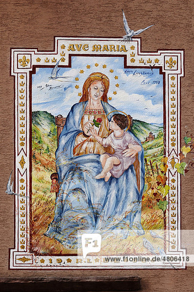 Image of Mary as a fresco on a wall  32 Rue du GÈnÈral de Gaulle  Kaysersberg  Alsace  France  Europe