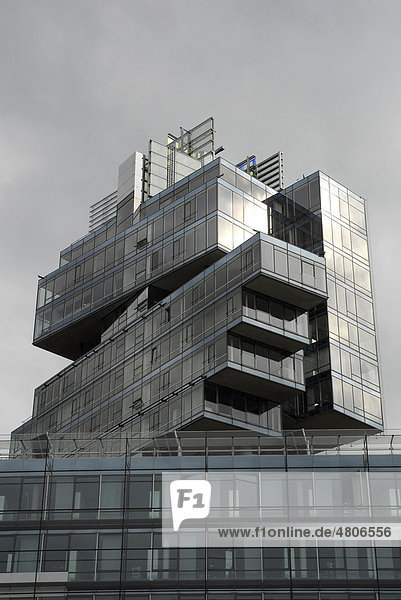 Moderne Architektur  Norddeutsche Landesbank  Hauptsitz der Nord LB am Friedrichswall  Hannover  Niedersachsen  Deutschland  Europa