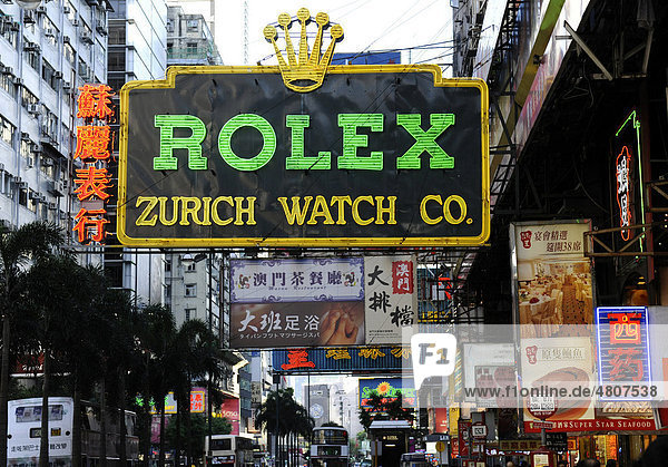Leuchtwerbung von Rolex  Hongkong  China  Asien