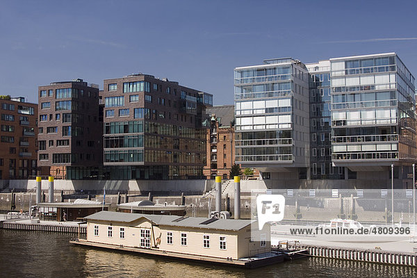 Modernes Büro- und Wohngebäude  Wohntower  am Traditionsschiffhafen in der Hafencity  Hamburg  Deutschland  Europa