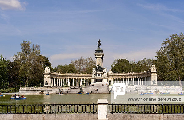 Memorial to King Alfonso XII. in the back  Madrid  Spain  Europe