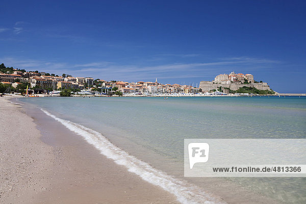Strand von Calvi  Balagne  Westkorsika  Korsika  Frankreich  Europa