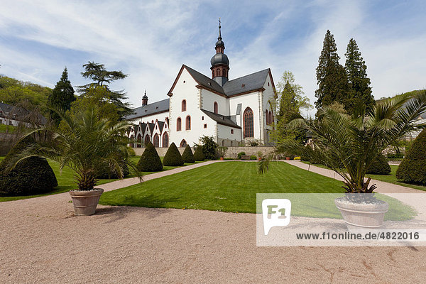 Basilika  Klosterkirche  Kloster Eberbach  Eltville am Rhein  Rheingau  Hessen  Deutschland  Europa