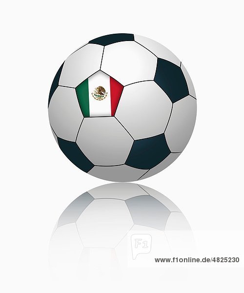 Mexikanische Flagge auf Fußball  Nahaufnahme