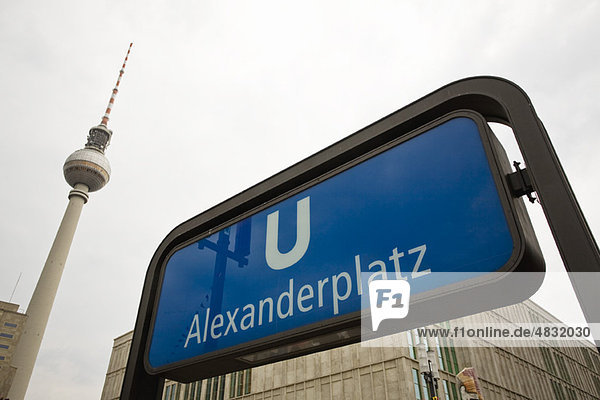 Deutschland  Berlin  U-Bahn-Eingang Alexanderplatz