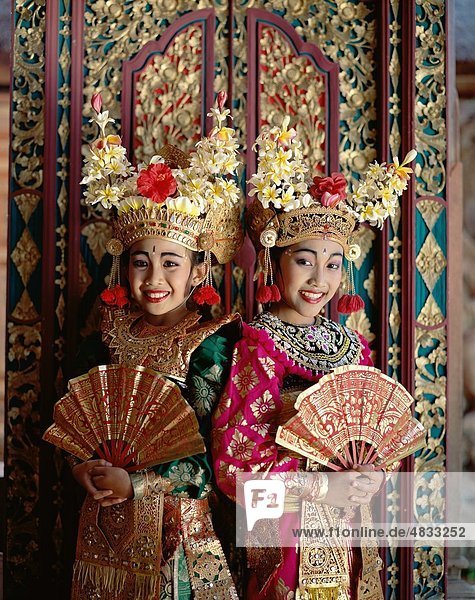 Asia Asian Bali Asia Balinese Costumes Cultural Dancers Elaborate Entertainment Fans Girls Headdresses Holiday Ind