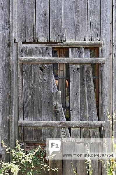 Old barn