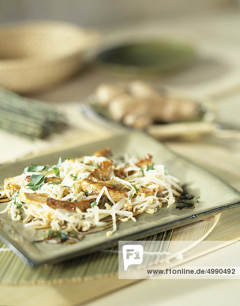 Huhn mit beansprouts