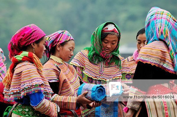 Frau Blume Volksstamm Stamm Markt Vietnam