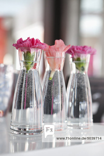 Vase placed in a row at a restaurant