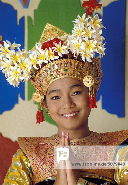 Indonesien  Bali  Legong Tänzerin