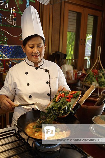 Thai-Küche in Thailand. Chef in Chiang Mai  Thailand