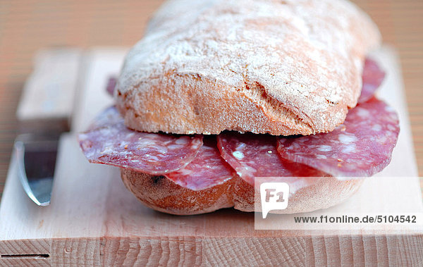 Salami sandwich
